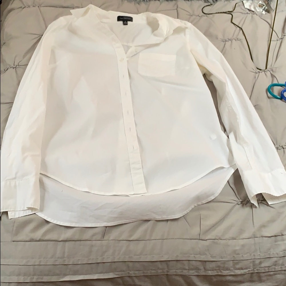 The limited size medium button up blouse